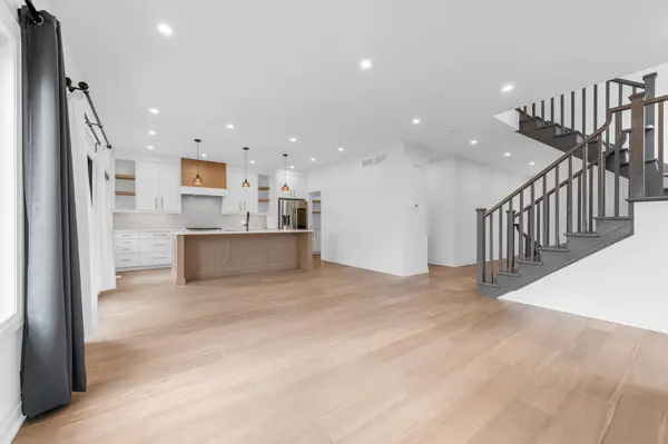 Welland, ON L3C 1E1,402 Aqueduct ST