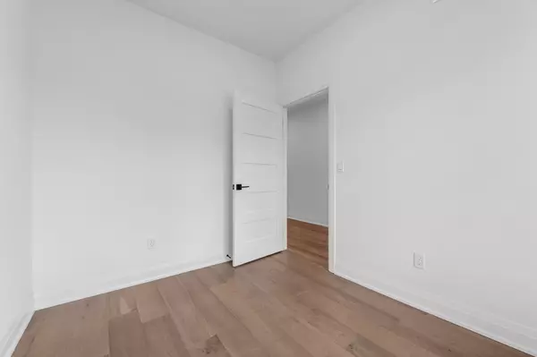 Welland, ON L3C 1E1,402 Aqueduct ST