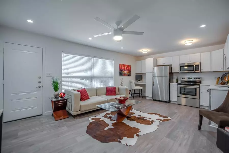 1809 Bennett Avenue #206A, Dallas, TX 75206