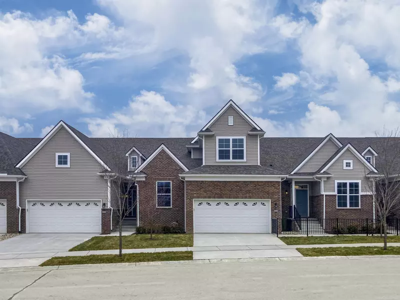 2245 Chase DR, Howell, MI 48855