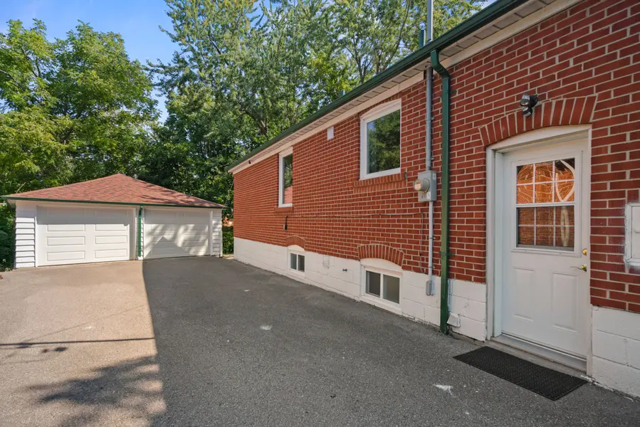 31 Rossford RD W #Basement, Toronto E04, ON M1R 4B2