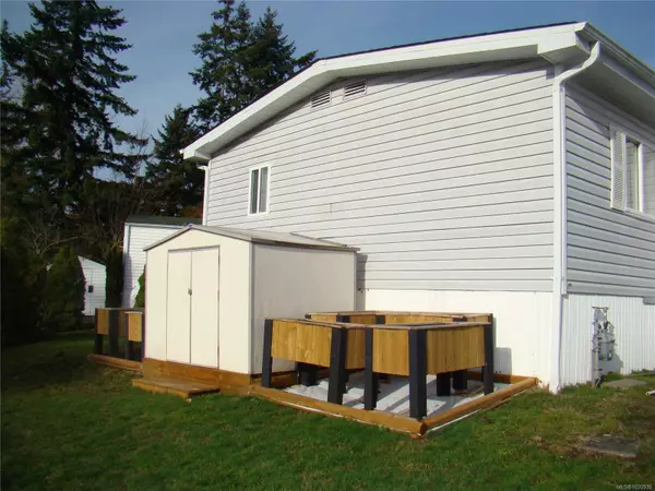 Nanaimo, BC V9T 5X3,2501 Labieux Rd #25