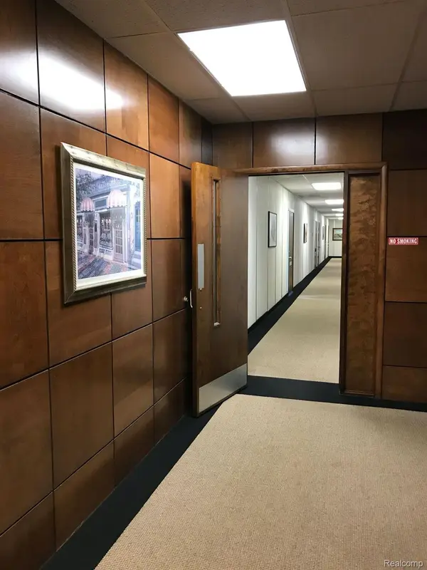 Troy, MI 48084,2820 W MAPLE RD #130