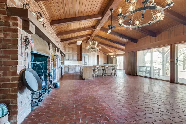 Fort Worth, TX 76135,4246 Shore Front Court