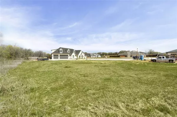 Denton, TX 76210,409 Meadowlands Drive