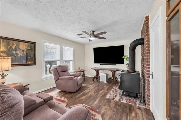 15288 Old China Spring Road, China Spring, TX 76633