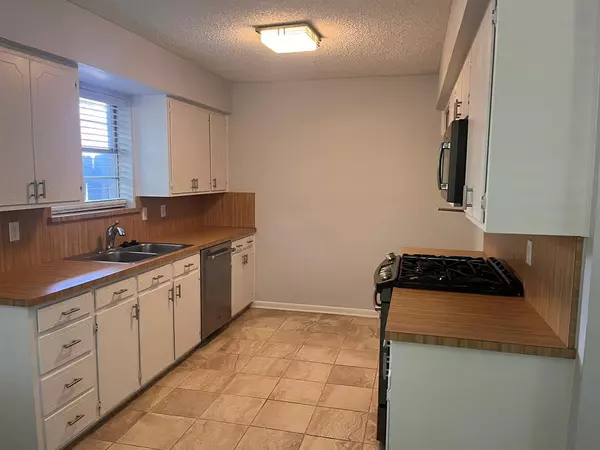 Denton, TX 76209,3419 Hummingbird Lane