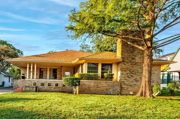 Denison, TX 75020,1114 W Walker Street