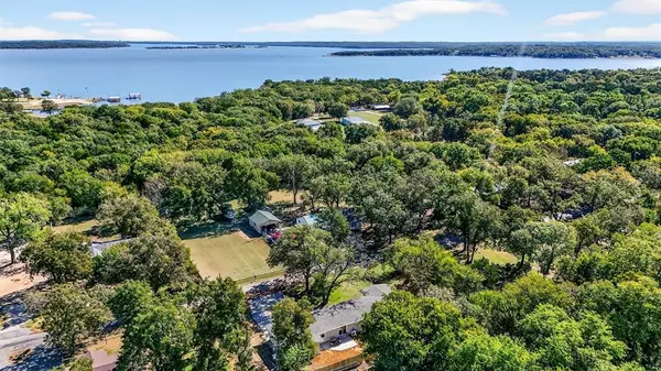 383 Pawnee Drive,  Gordonville,  TX 76245