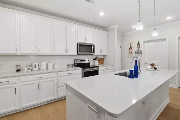 Allen, TX 75013,651 N Watters Road #8202