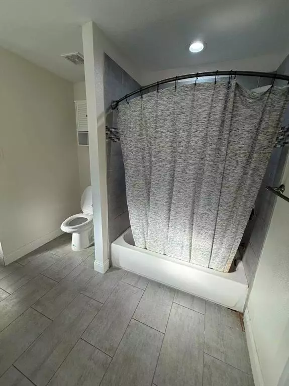 Dallas, TX 75230,6121 Preston Haven Drive