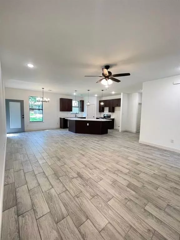 Granbury, TX 76048,2512 San Gabriel Drive