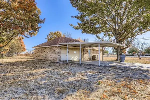 Lancaster, TX 75146,655 E Reindeer Road