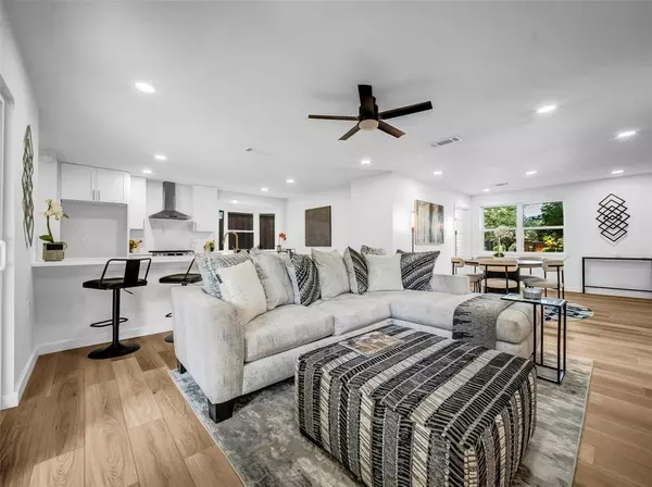 Dallas, TX 75228,2371 Chart Drive