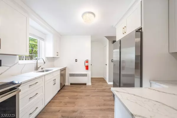 85A Troy Dr, Springfield Twp., NJ 07081