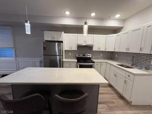 Paterson City, NJ 07501,274 Governor St