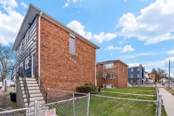 275 Rhode Island Ave, East Orange City, NJ 07018