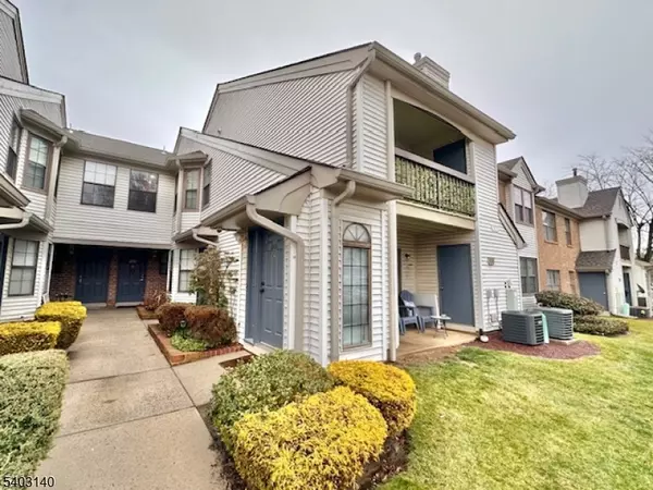 211 Sunshine Ct, Sayreville Boro, NJ 08859