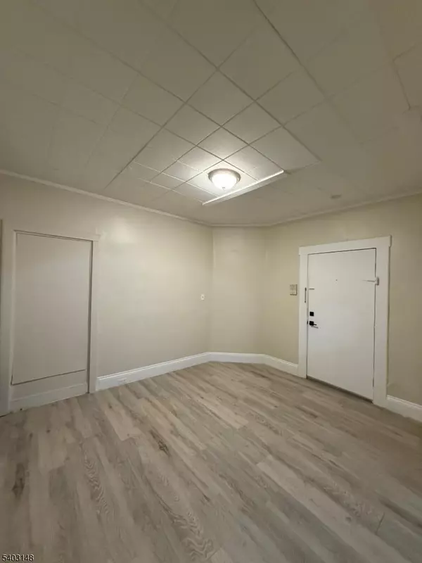 Garfield City, NJ 07026,69 Passaic St #2F