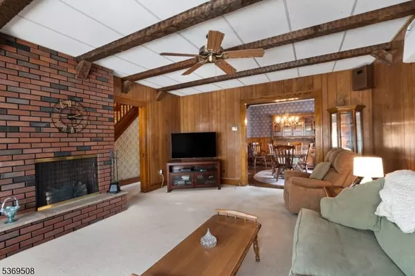 Linden City, NJ 07036,836 S Park Ave