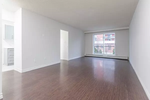 Toronto C13, ON M1R 1R1,1690 Victoria Park AVE