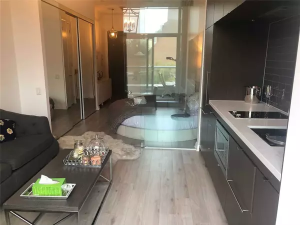 Toronto C02, ON M5R 1C4,155 YORkvill AVE S #302