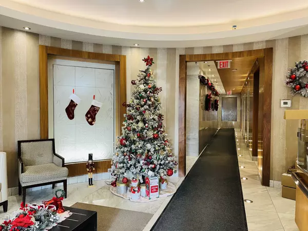 Toronto C08, ON M4W 3Y1,85 Bloor ST E #1806