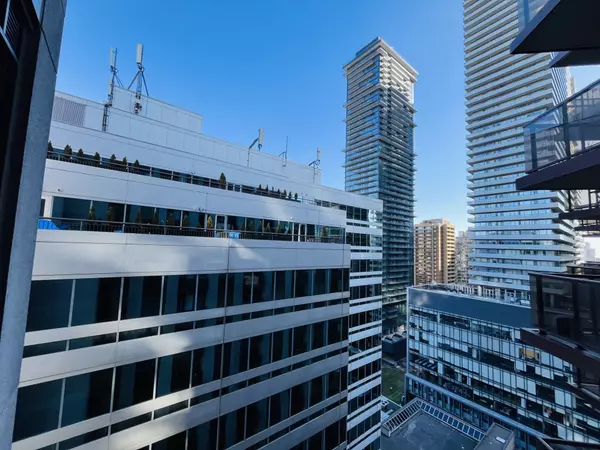 Toronto C08, ON M4W 3Y1,85 Bloor ST E #1806