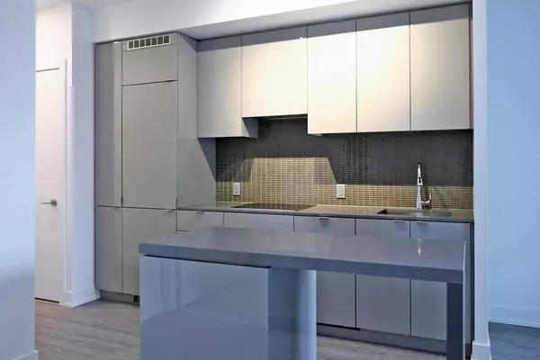 Toronto C01, ON M4Y 0E9,7 Grenville ST #1116