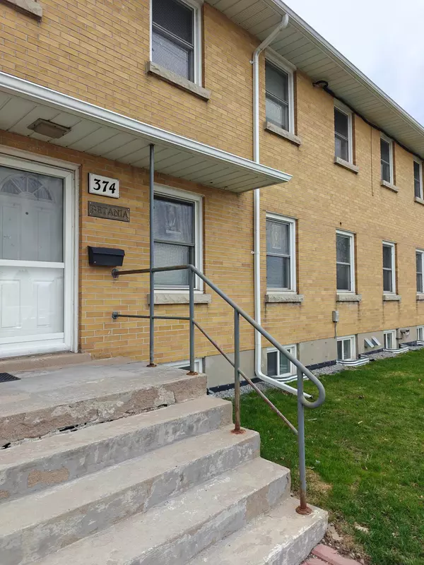 374 Central Park BLVD S #Room #4, Oshawa, ON L1H 5X2