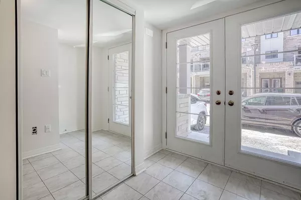 Clarington, ON L1C 7E8,253 Lord Elgin LN