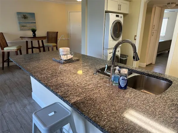 Jupiter, FL 33477,1605 US Highway 1 V-4 #104