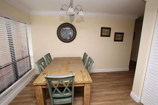 Palm Beach Gardens, FL 33418,67 Balfour Rd