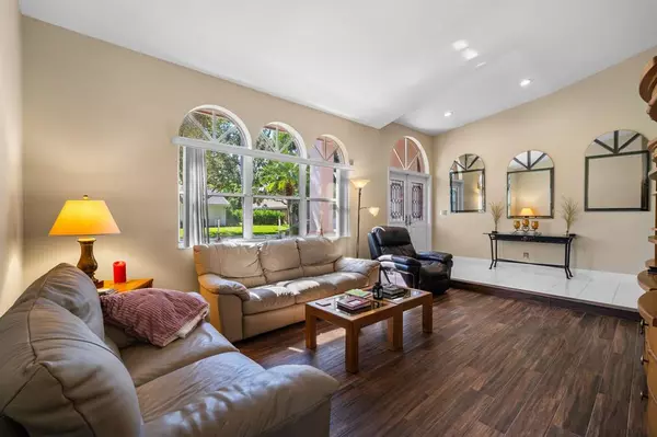 Coconut Creek, FL 33073,3919 NW 57th St