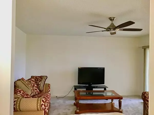 Boca Raton, FL 33434,204 Preston E #204