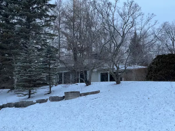 King, ON L7B 0C7,128 Brule TRL