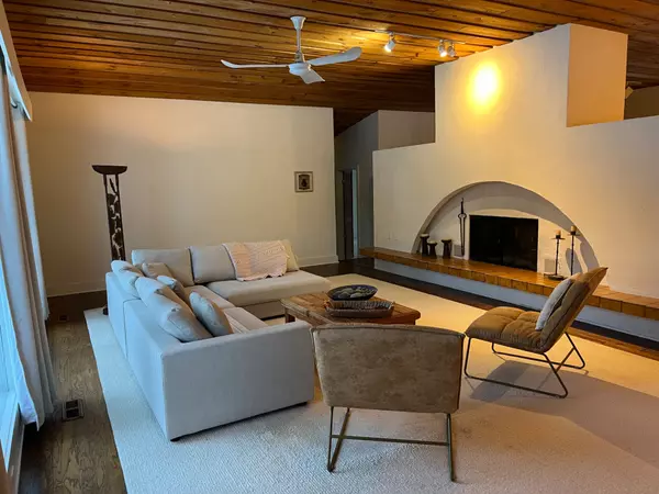 King, ON L7B 0C7,128 Brule TRL