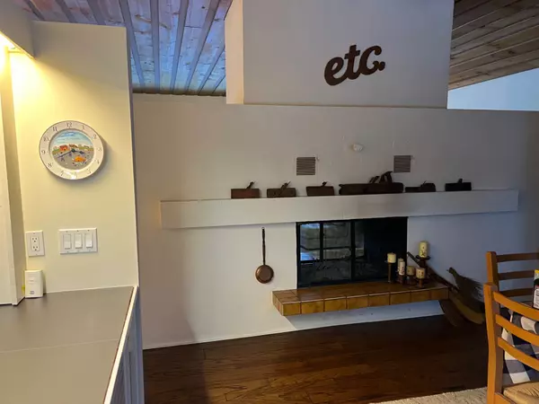 King, ON L7B 0C7,128 Brule TRL