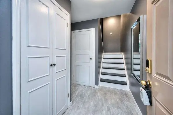 Kitchener, ON N5M 5E5,51 Paulander DR #17