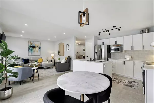 Barrhaven, ON K2J 0B4,266 Sorento ST