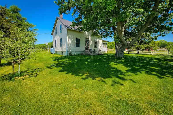 Welland, ON L0S 1K0,970 Carl RD