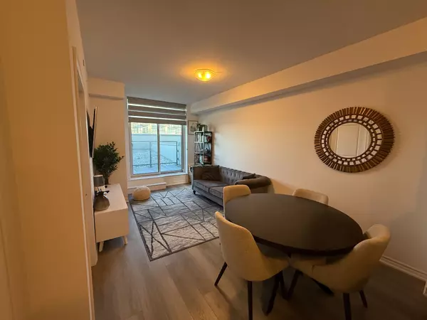 Hamilton, ON L8B 2A5,460 Dundas ST E #606