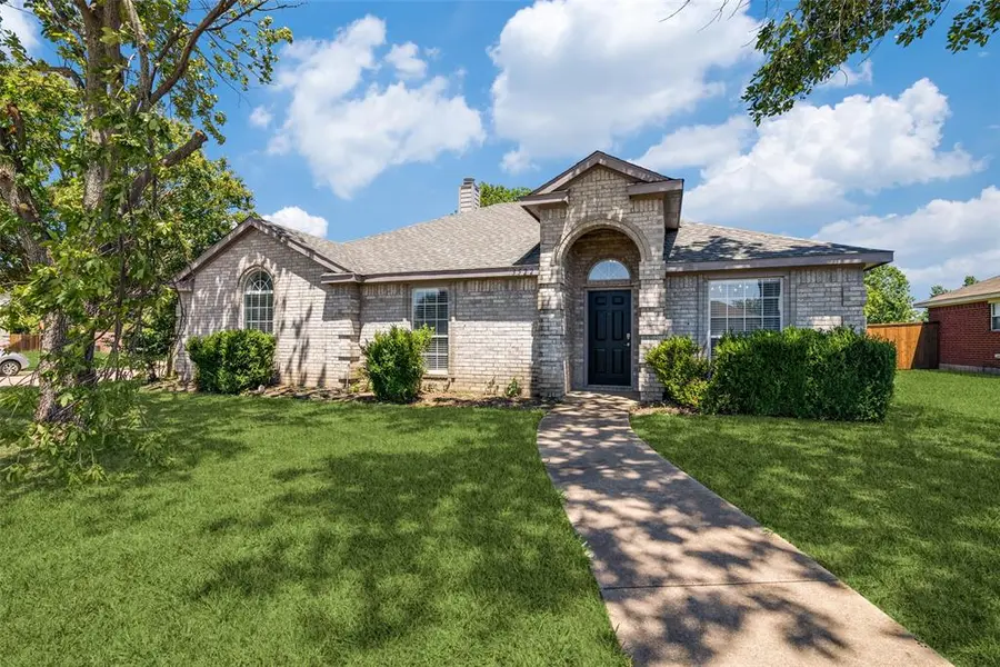 3522 Tina Street, Sachse, TX 75048