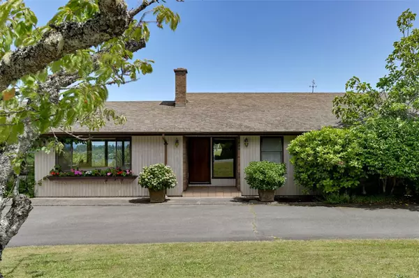 Saanich, BC V9E 2A8,5489 Forest Hill Rd