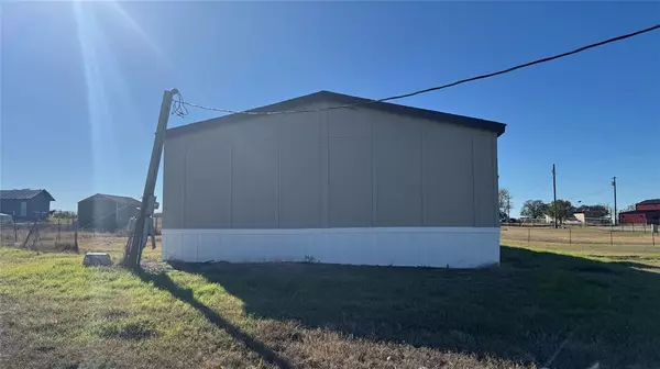 Poolville, TX 76487,288 Salt Grass Circle