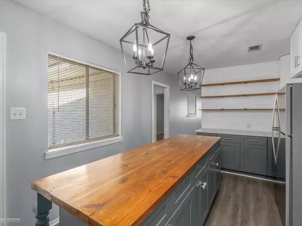 Bossier City, LA 71112,1824 Ray Avenue