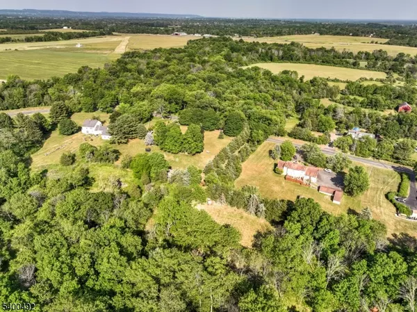 Readington Twp., NJ 08889,83 Readington Rd