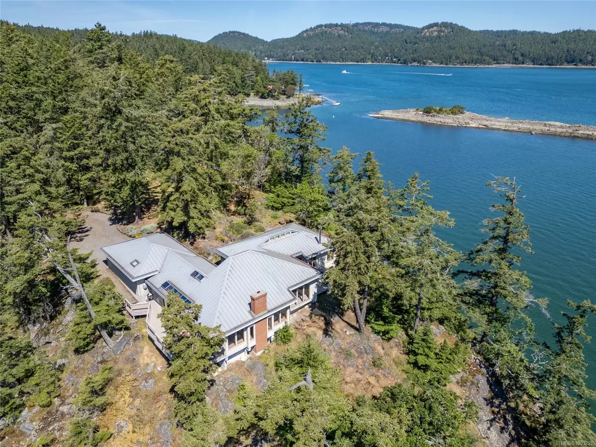 Pender Island, BC V0N 2M1,4308 Clam Bay Rd