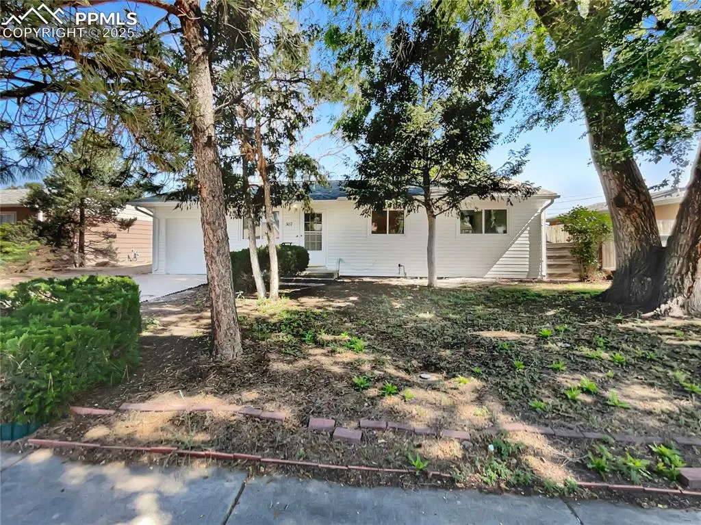 Fountain, CO 80817,307 Mount View LN