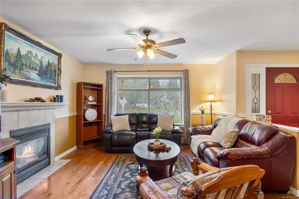 Nanaimo, BC V9R 6S3,221 Westwood Rd